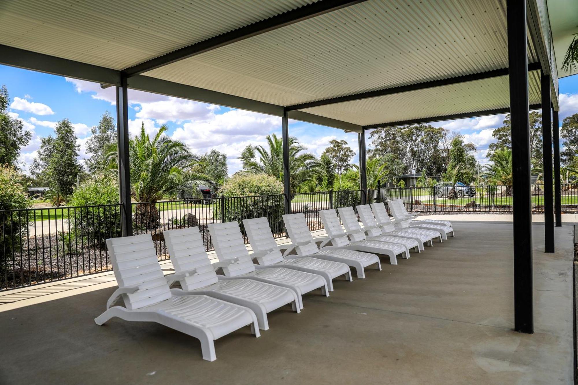 Discovery Parks - Moama Waters Екстериор снимка
