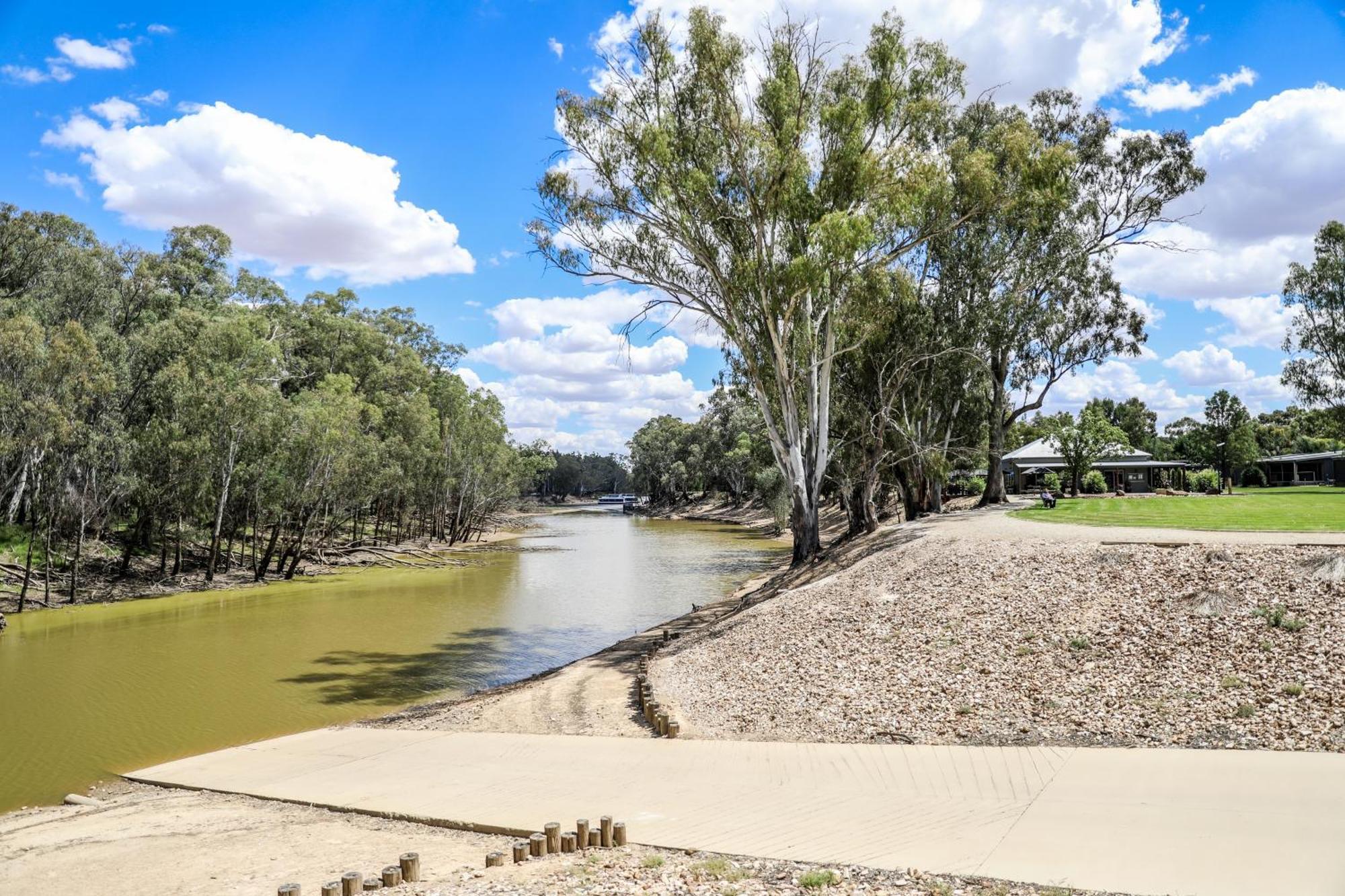 Discovery Parks - Moama Waters Екстериор снимка